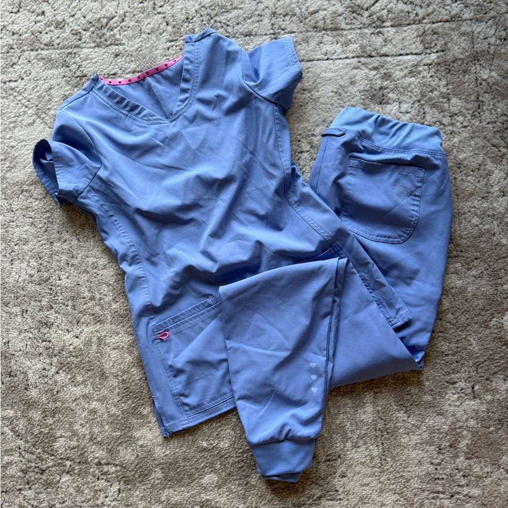 Light / seal Blue Scrub Set heartsoul